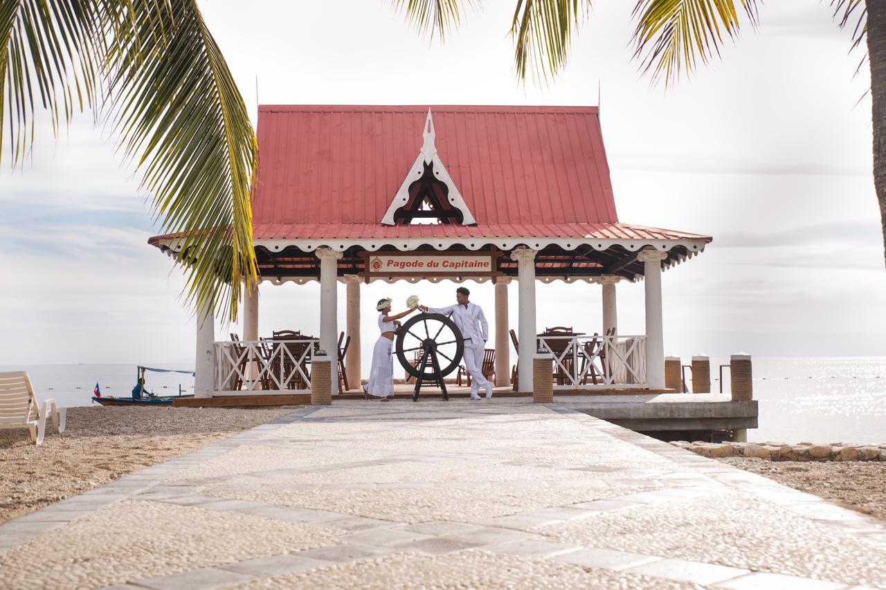 Moulin Sur Mer Beach Resort Montrouis Eksteriør billede