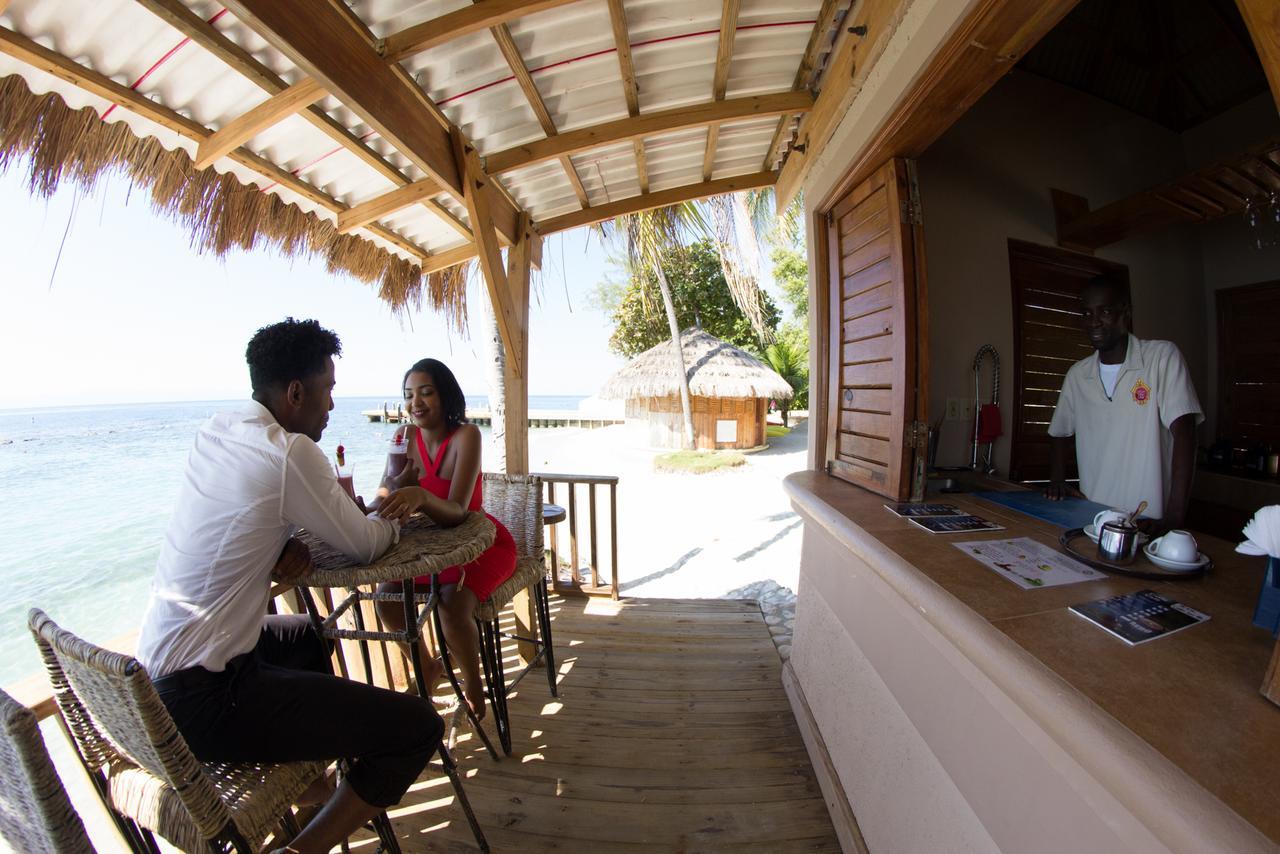 Moulin Sur Mer Beach Resort Montrouis Eksteriør billede